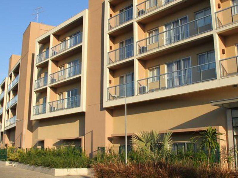 209BAEBB8FF176BD4A2DF54AD4786077