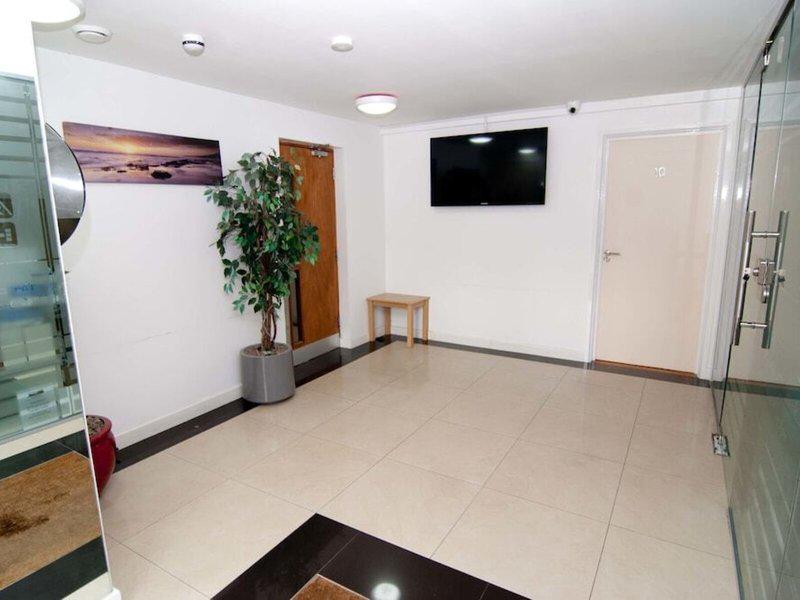 D761A12D8385A27F18B7154B8A023700