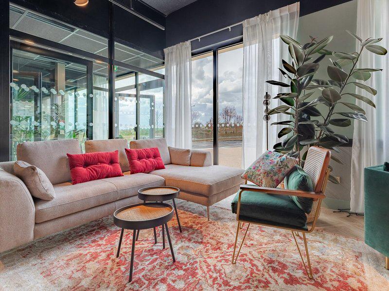 87E6D0A7F33F2890B1099DDC55E63586