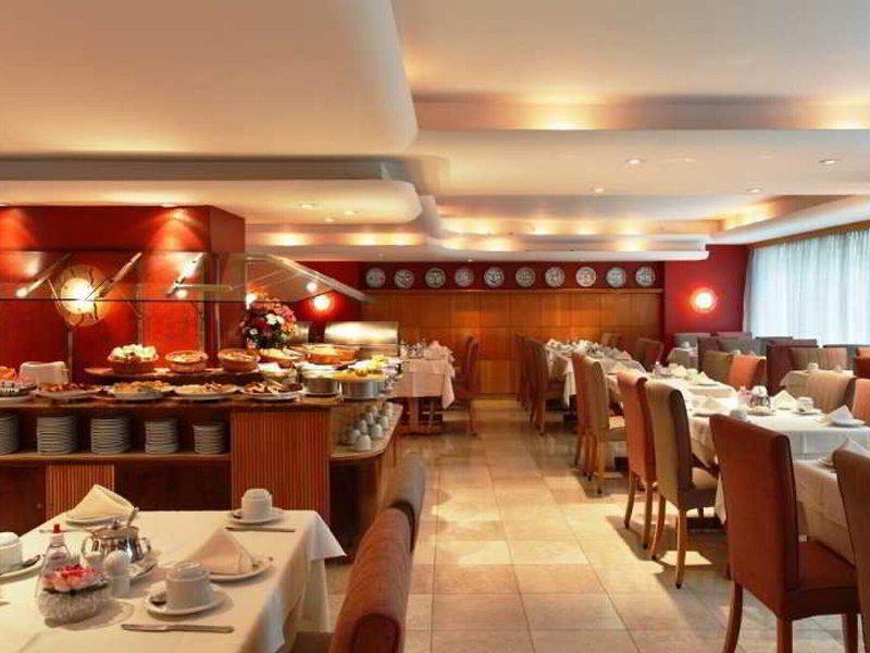 8414AF867AEA9C9D32C7B06202F48CBB