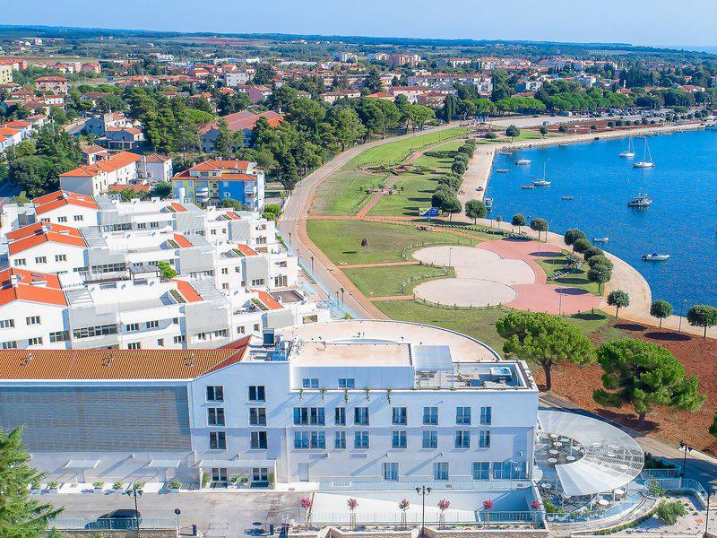 E07554053BEF4FBAF455B428D6726A2B