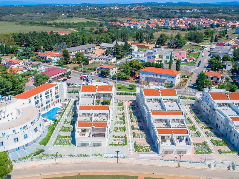 608148243BEC55AC4AD6C9E3201F9774