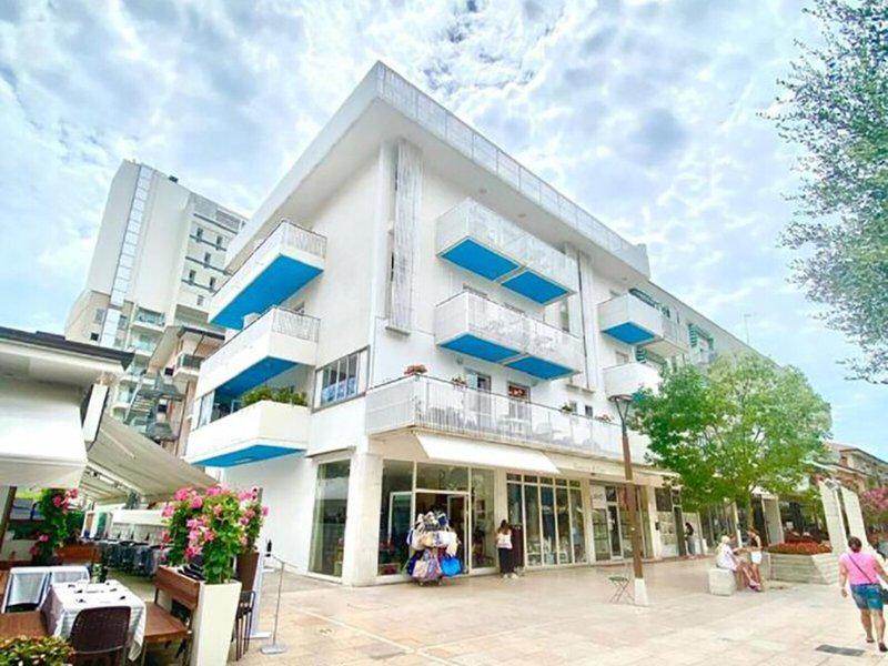 CC295C0D6149B3AB835A5FBB40C383A7