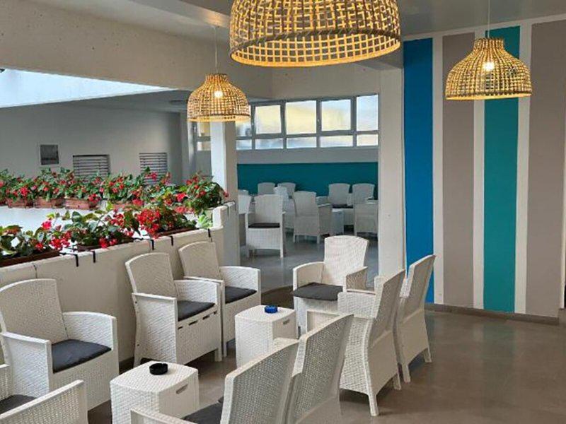 0DCF8CCB024F7B79A21C1B8C15EFC674