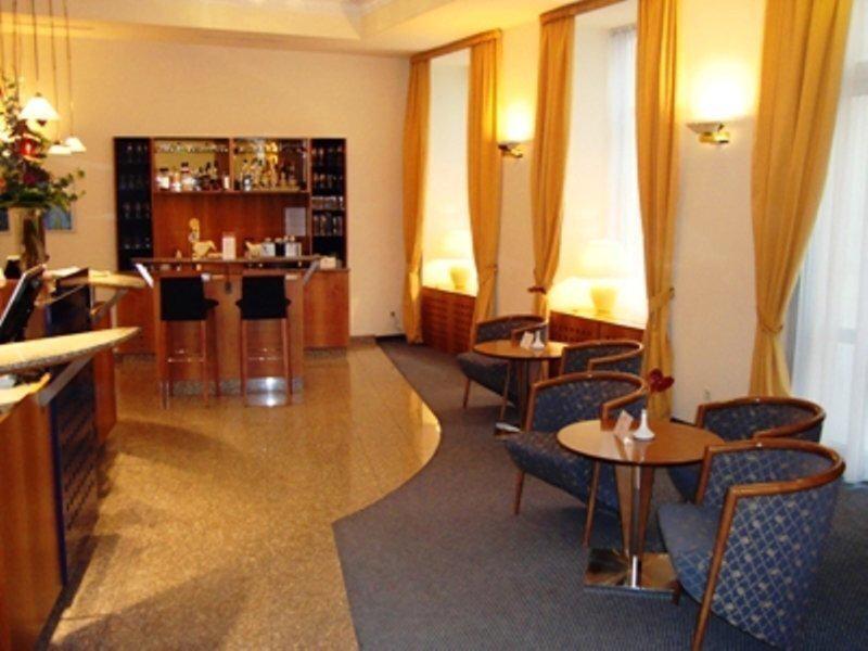 F3939394799730B3D2B805EA1762F4EE