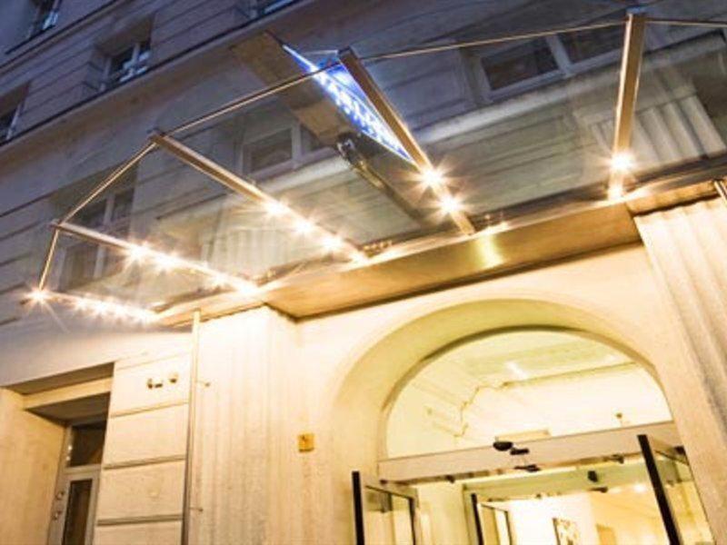 439A7F0D3BB38FA9FEFDCA0C405D6715