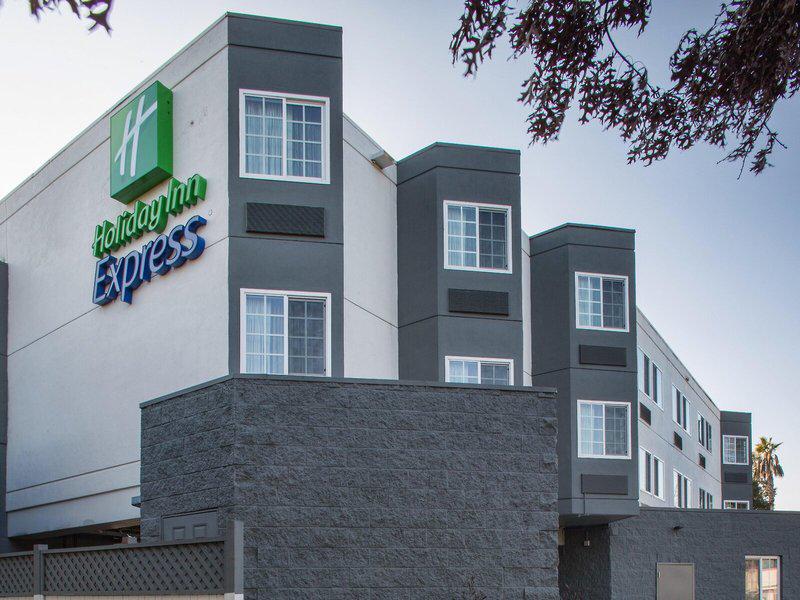 1D3E7AB8D4401E5EB8ACD6764FDD8DA8