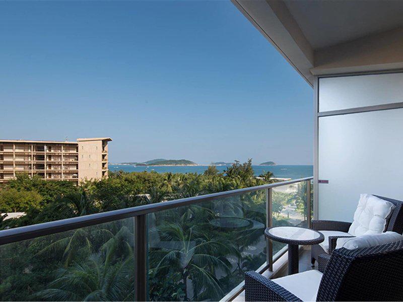 4D941B2FEA9D0F0F8110ECC99DAEFC80