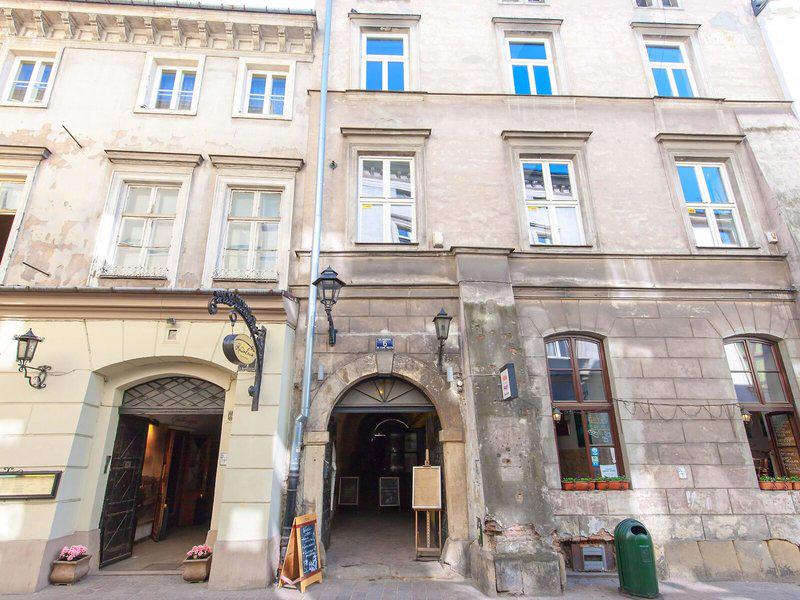 6F1D0A5FCFC6E9B2A7C706998BC74D37