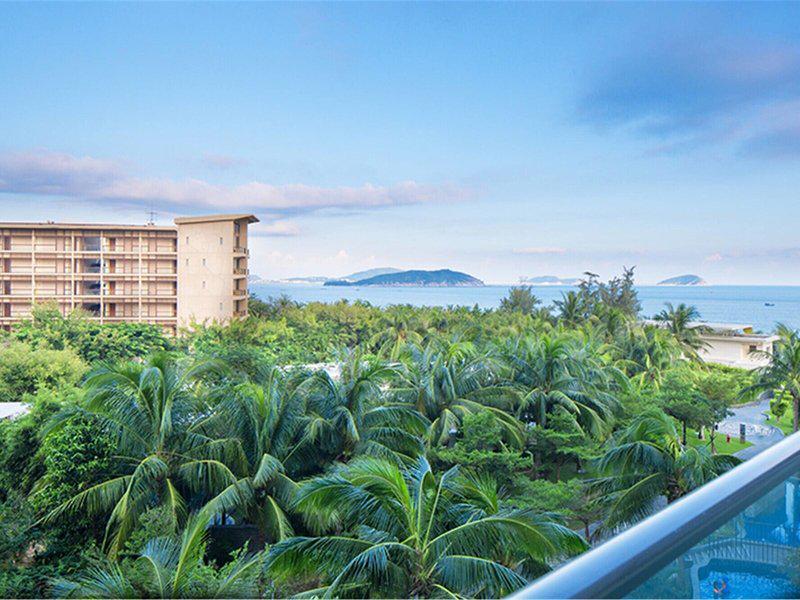 4BB6ABCCE98F3C5FB67E84A0AF2C5952