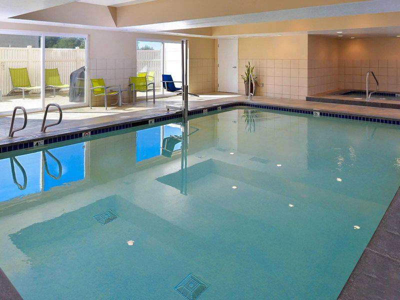 E81A890263EB9FEC8F2EF8FC6E65D164