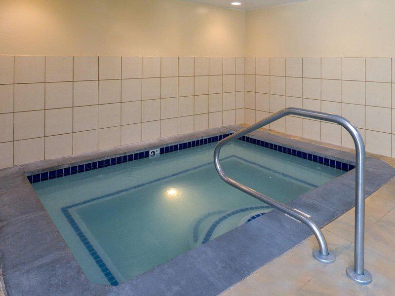 EDE79694EA7C9BCFF281BD1C14A5AAC0