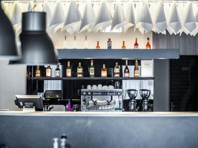 CC385976633593E5BBE42F863CC1FF61