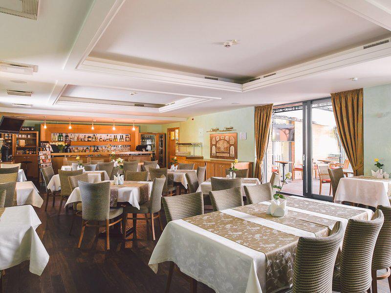 FDAFCFC70FEE7B1B678AEE1A47F99743