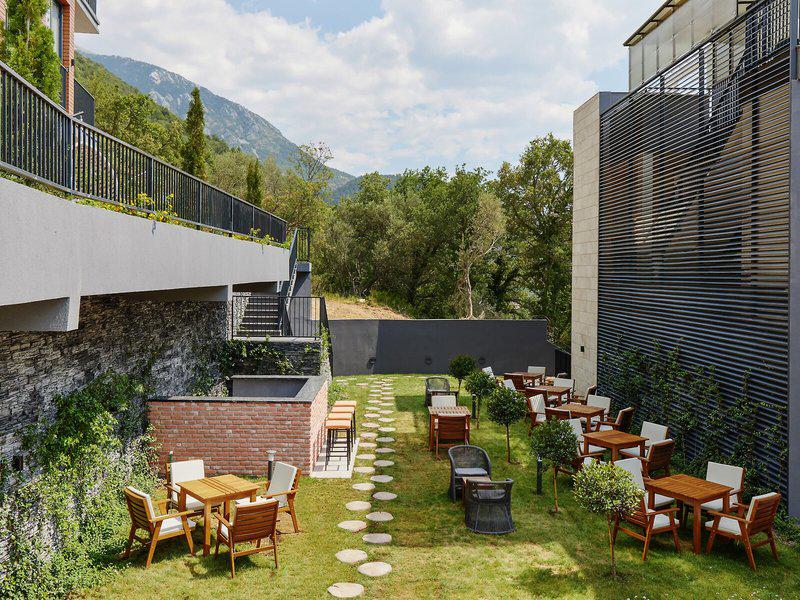 60C0EFC21F2544C4DE94A89F26EDA519