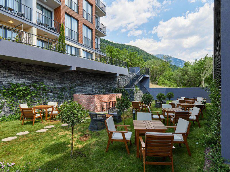 3438BAAB1DD4F369D611EFD867DA88EE