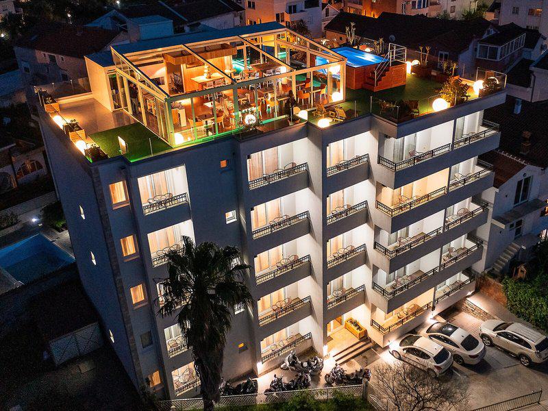 70235FA8161375FF4A1F5CDCAED296EB