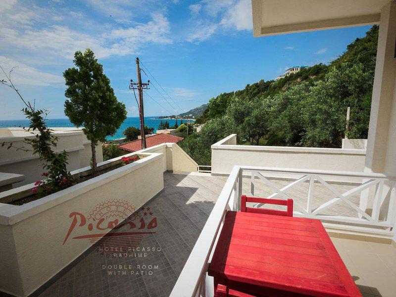 0B98C95572E65237C789078C9A7C6D5F