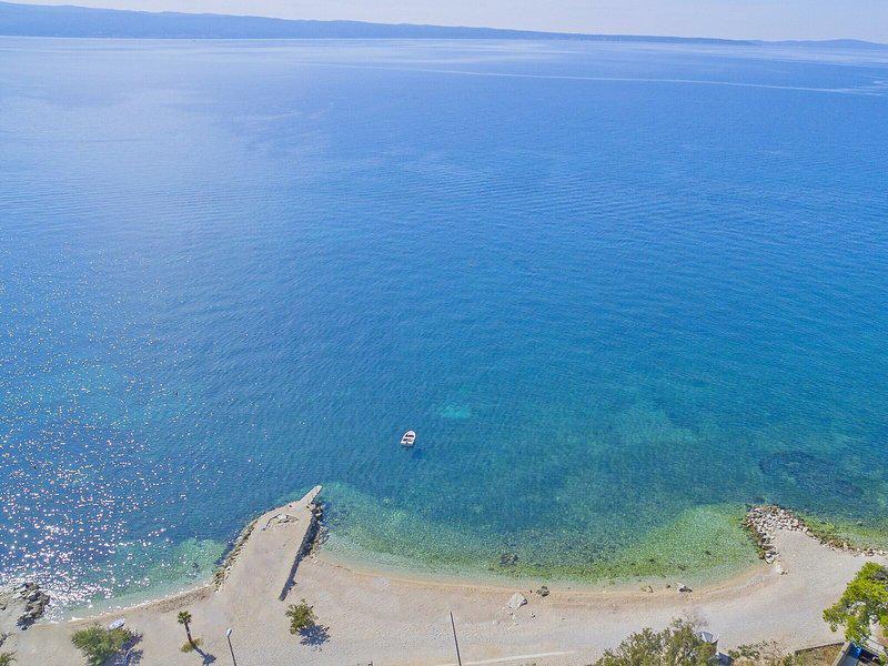 FEF8030EC92C504FC7A6196ECFCB16B8