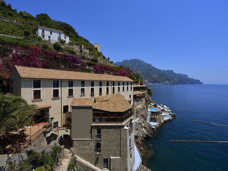 D18B8884A013F5C0FCAD2B00E3B4534E