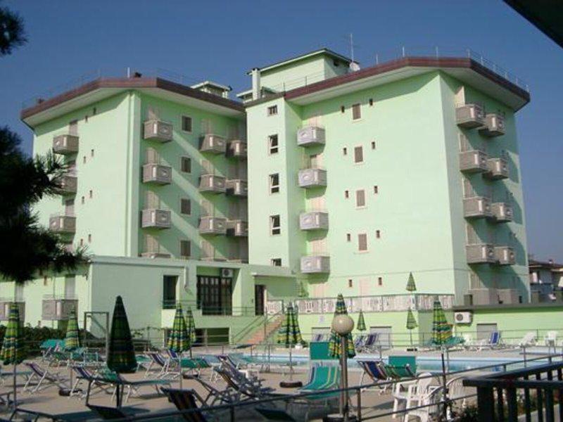 138A36E4F09BA33B4B65BD87ED21474A