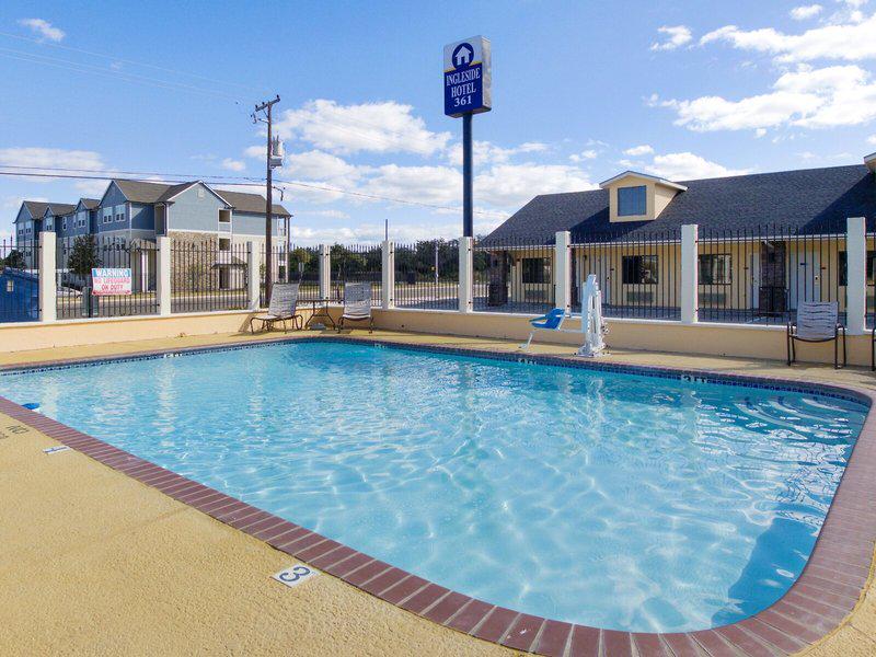 DCD30CC6DCDDB3E69C1BCD74810E1D75