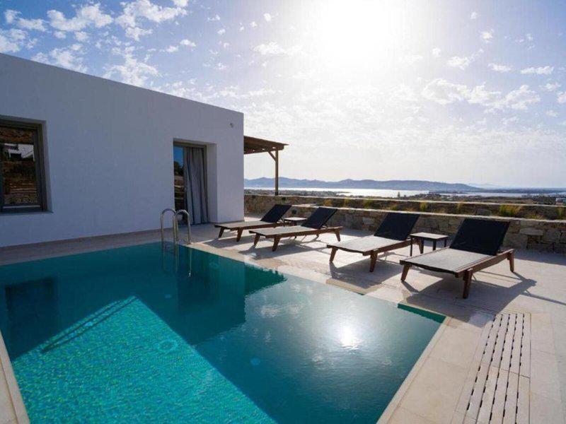 53690FDFE7A70B94D7008C8CC08E246E