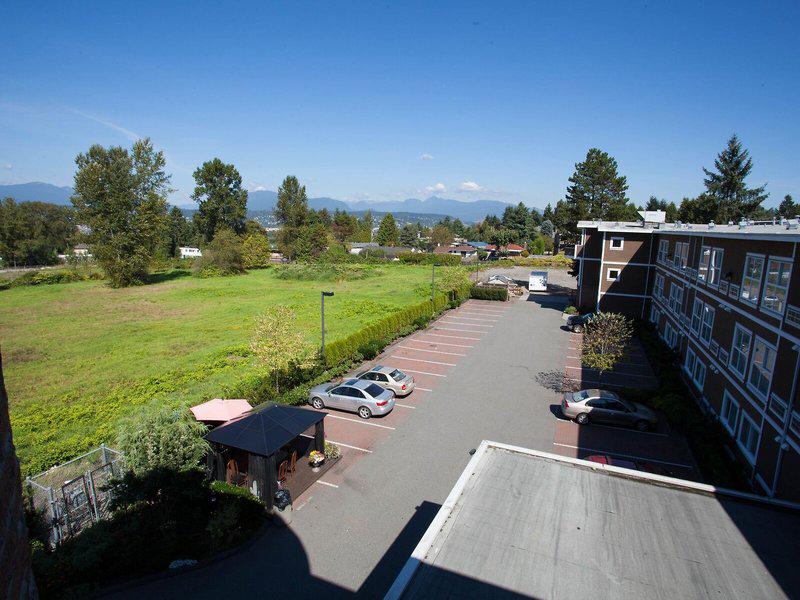 1BA22D7190E03DE90D9BF7C28B2FE938