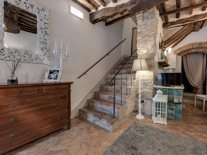 521AAA142FE74C4AE50466A7ED25DD4C