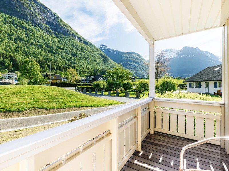 60A87152EC1CD8990C617BC6C7043950