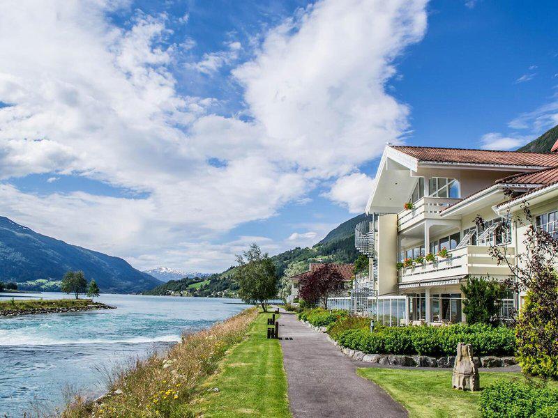 D0B5E9D24352A04C58697F5C23C564B2