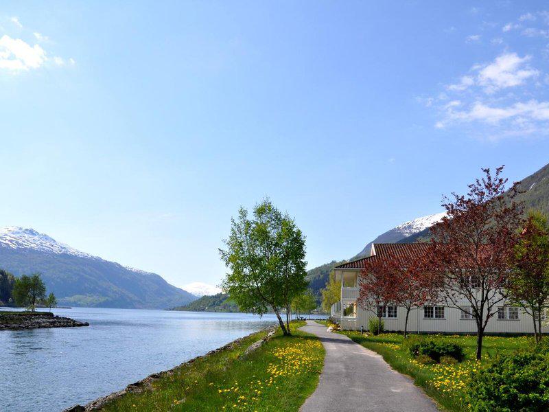 DBDBF625F940DFF900C90249ABD2CD84