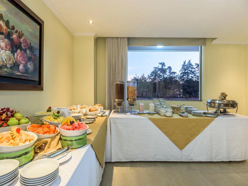 2C4930E8617CC458F829A898BF8B3EC4