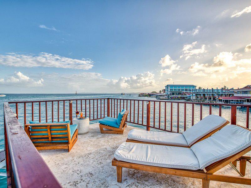 207FAA3AEF0EFDEF10CFD05625B1C98A