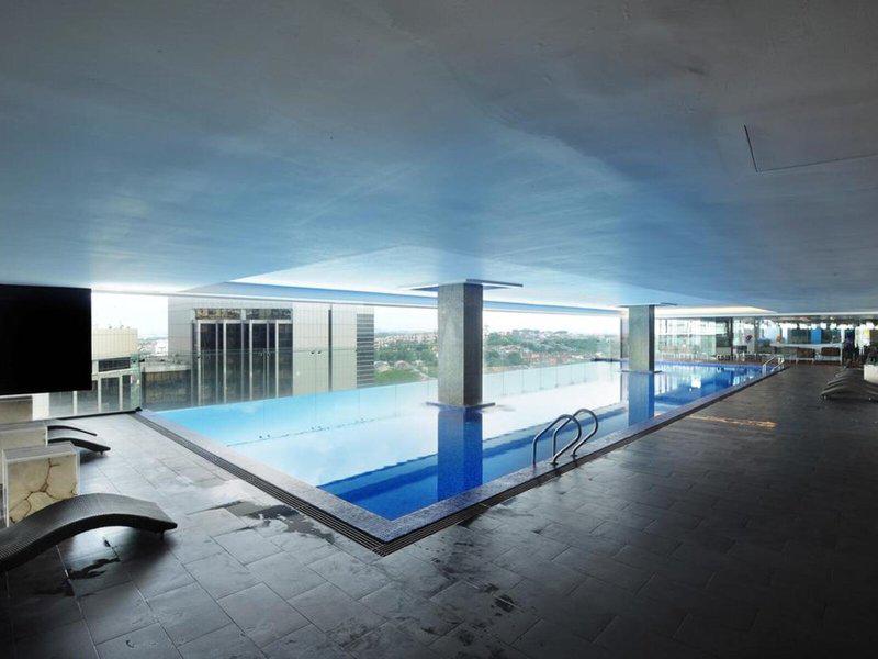 196FBBD9146E26DE585EBE0BF324E8DE