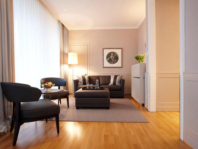 40462BE9C1DCA6C816885BC51AD7913E