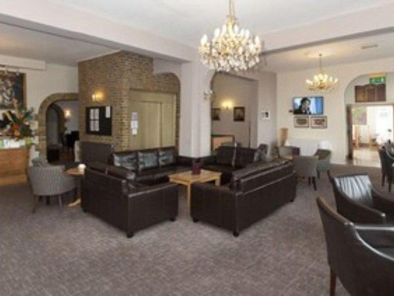 2FCCBA98024D82178207C61C6D704CFC