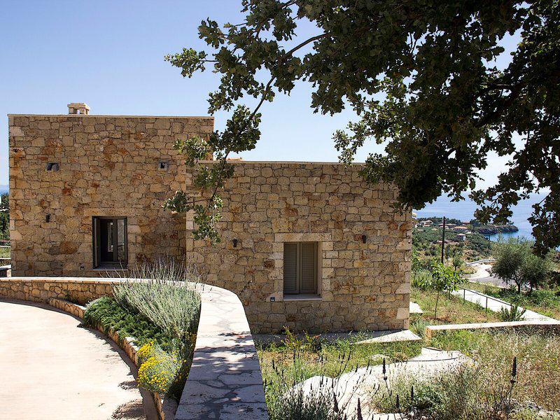 76978FA9150D2E53B7EBCB4ABE474659