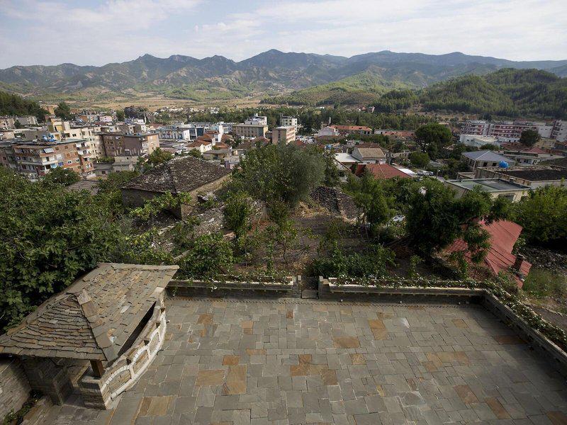 192AD351B1DB2A9F4D7CAEFE37DF4963