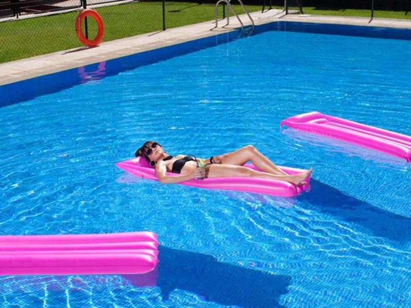 B5CCBB3BDA757A8D15648A73D1D49F03