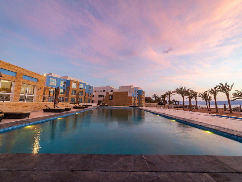 BFC085C0A8EBEB07D72F4300723F9F80