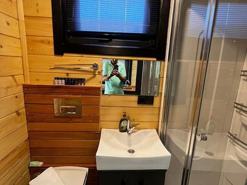 11B715B90611E64773A8DAECDACAB5F1