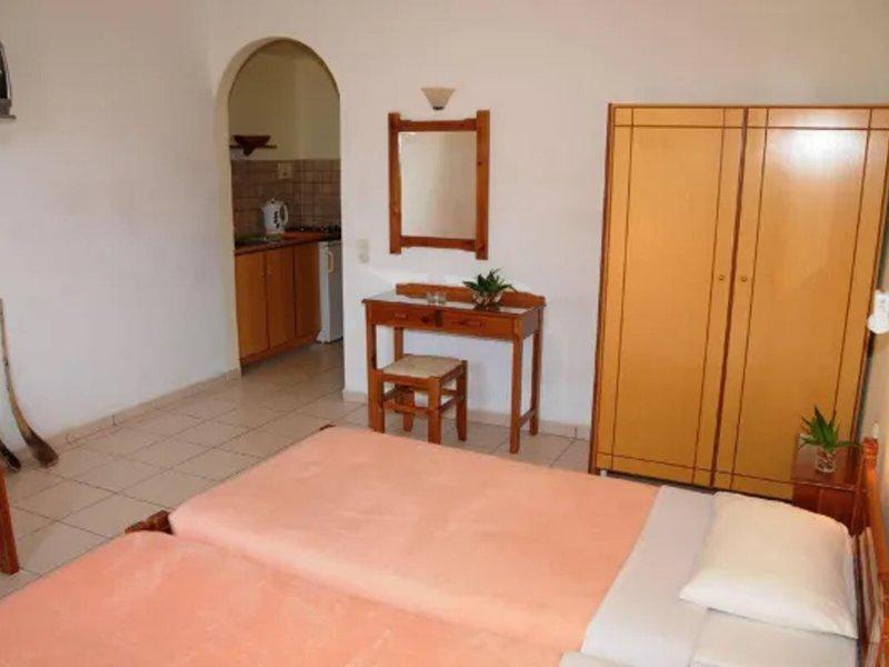 BAD38BE6E5FD9E7CA3F9679A3BAC0A69