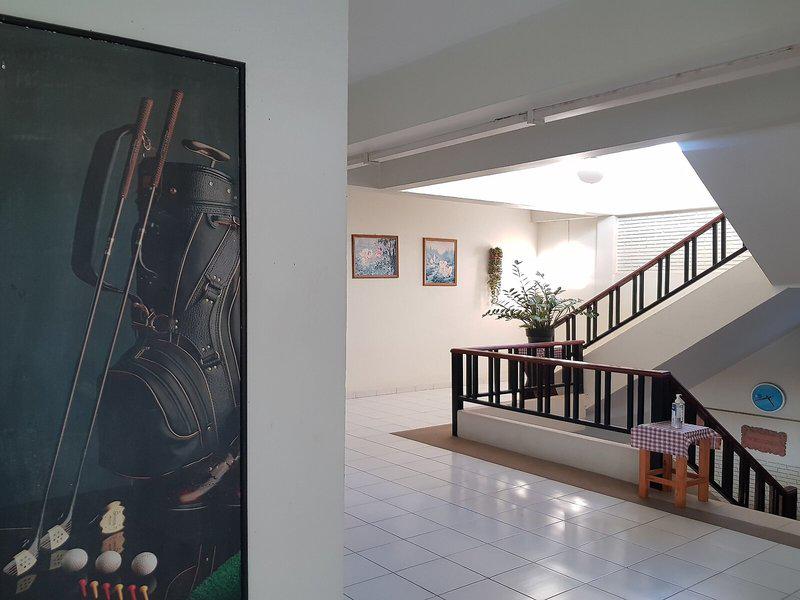 F78B0A7A6A2001DC182379616737894C