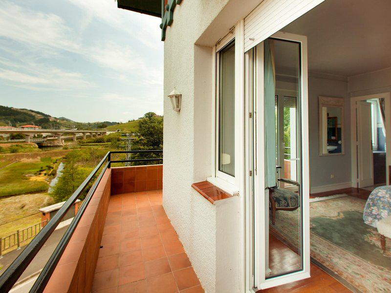 F11004B2E347F19EBABE61841D3B53D9