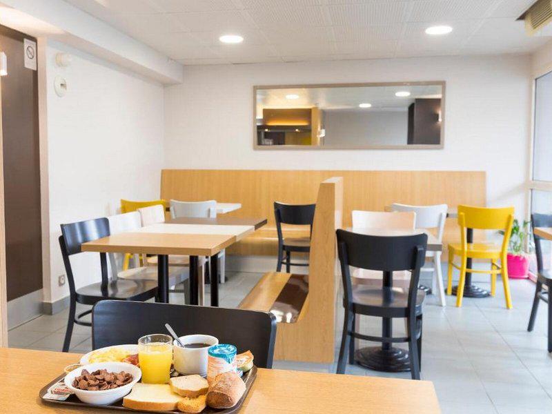 7AE0022FD1FF477ED3FF5378BC28EE23