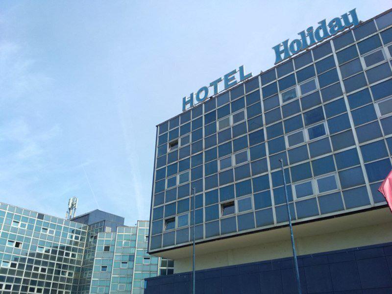 DC11DA6AB2F9675E2D934BA23DCD9D7D