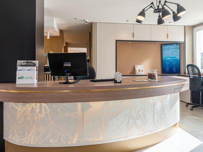 4381880947310BF5B7855E825E8D2D2F