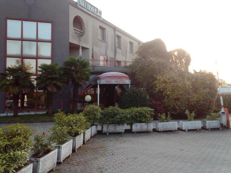 C96065CF64976B49FAD776DD08B9BAEA