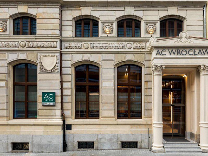 C8E8B7BDED03D304970DD38E1EC805A7